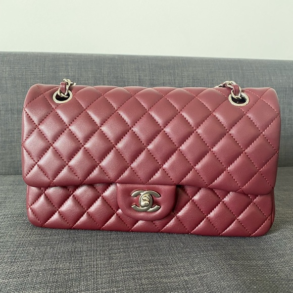 CHANEL Double Flap Lambskin Burgundy Handbag - Picture 4 of 12